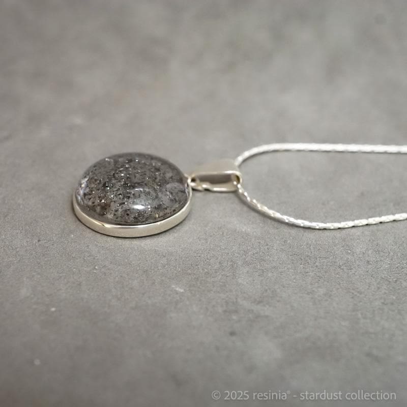 Amulett Neptun – Transparente Fassung mit Meteoritenstaub, 925 Silber – Bild 7