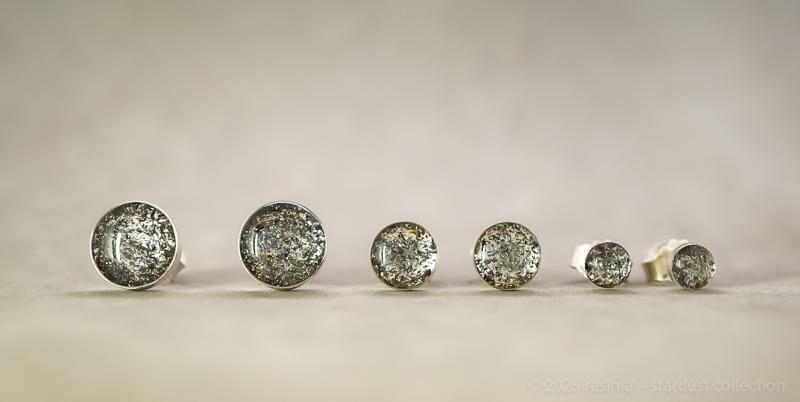 Ohrstecker Gemini L – 8 mm, 925 Silber mit Meteoritenstaub – Bild 5