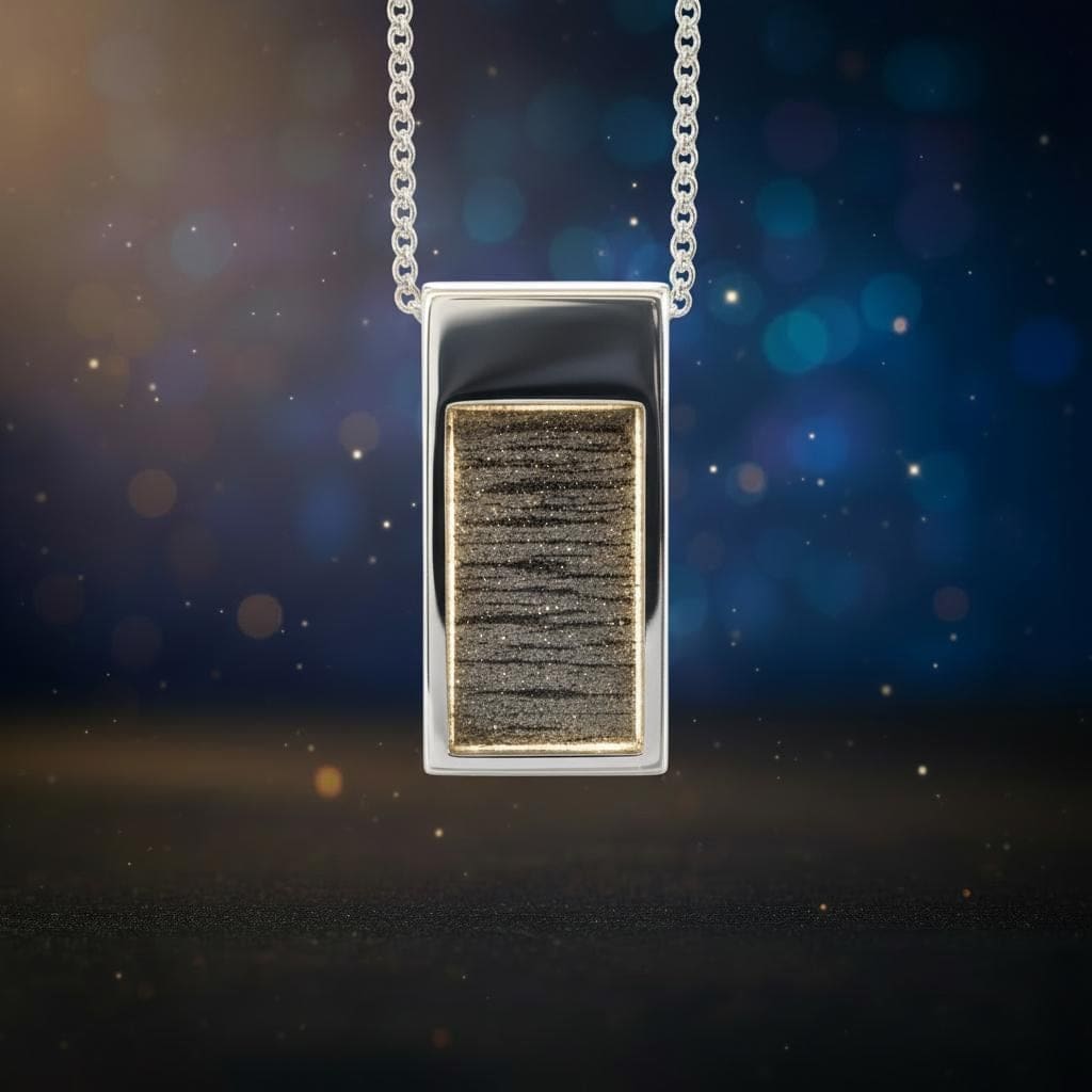 Amulett Monolith L – Rechteckiges Amulett mit Meteoritenstaub, 925 Silber – Bild 3