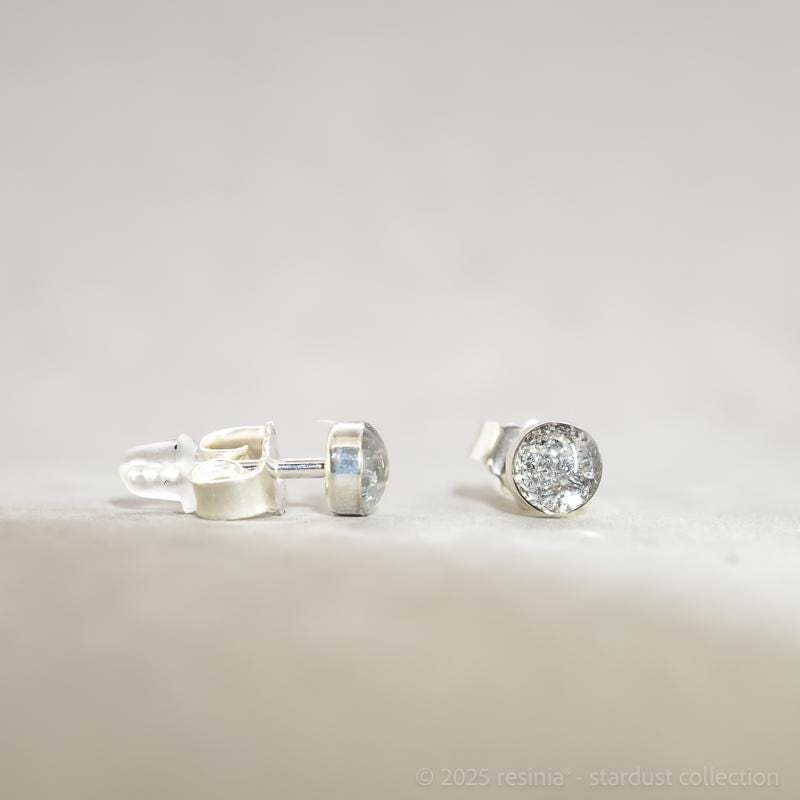 Ohrstecker Gemini S – 4 mm, 925 Silber mit Meteoritenstaub – Bild 6